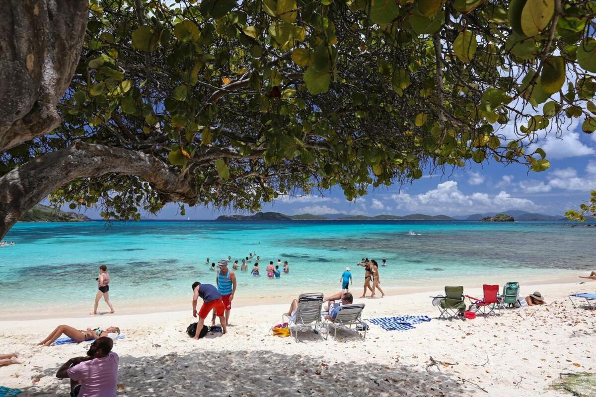 Sapphire Beachfront Condo 拿撒勒 外观 照片